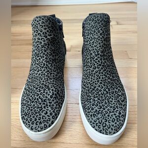Leopard Print High-Top Sneakers